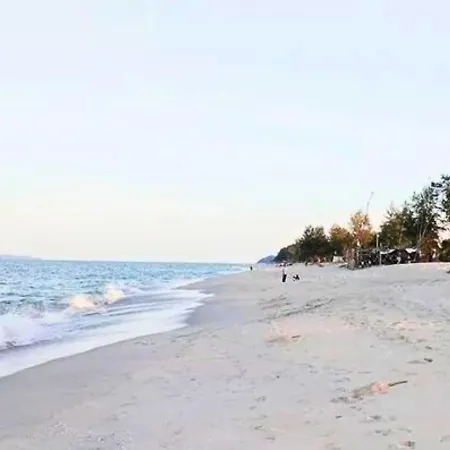 D'Luna Homestay Terengganu Sea View / Drawbrige View / Near Hsnz, Ktcc, Drawbrige Kuala Terengganu Exterior photo