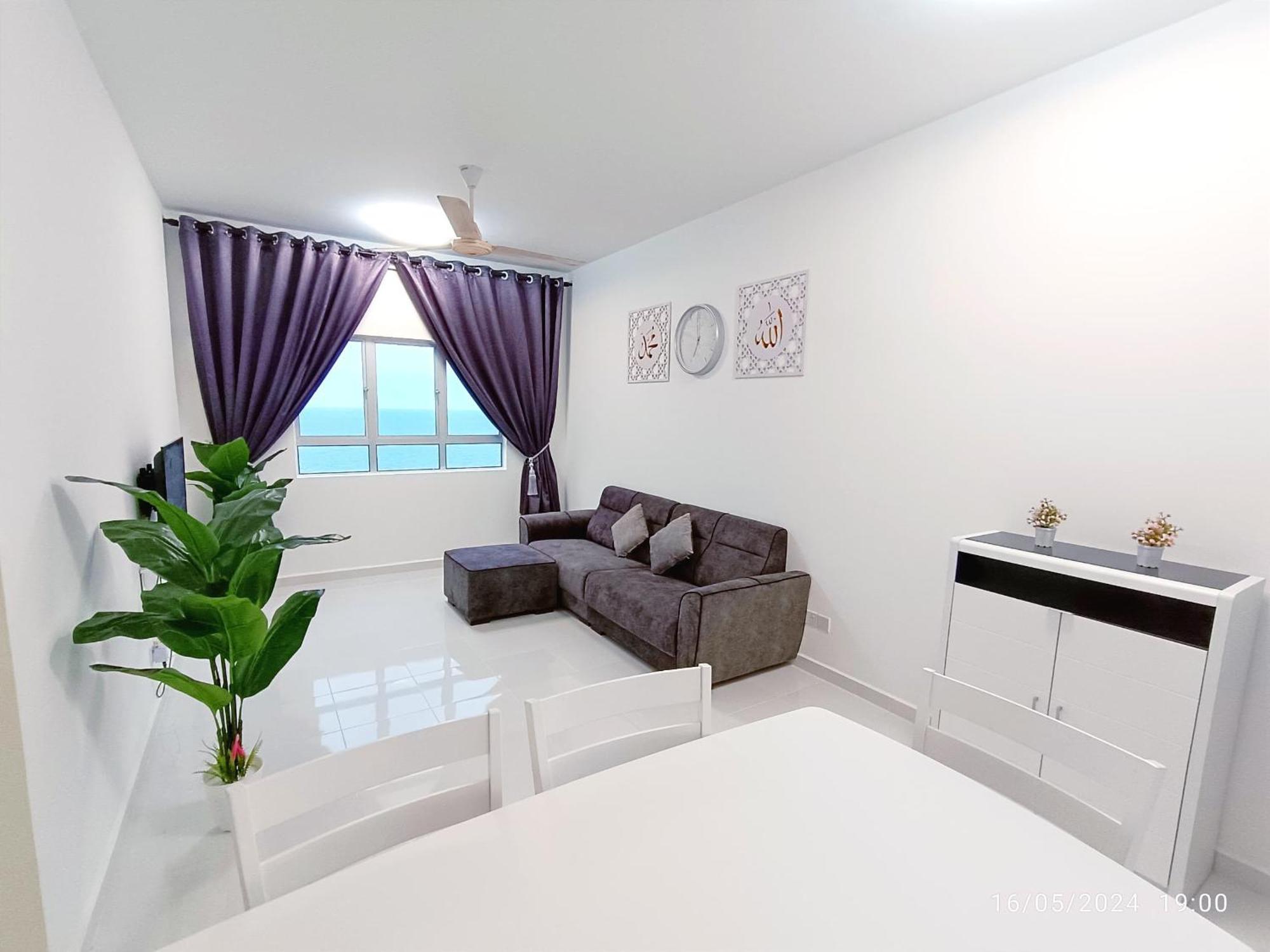 Apartment D'luna Terengganu Sea View / Drawbrige View / Near Hsnz, Ktcc, Drawbrige Kuala Terengganu